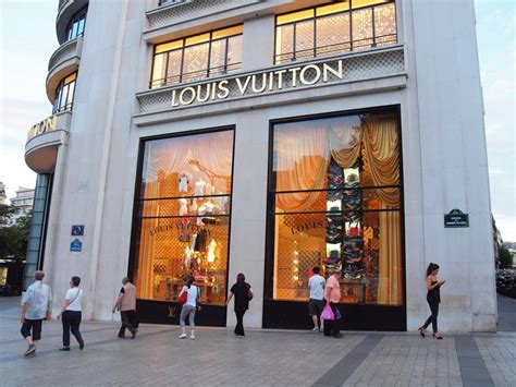 louis vuitton en paris|louis vuitton paris appointments.